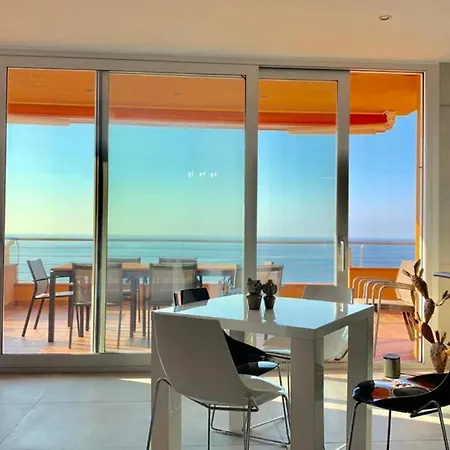 Duplex De Cara El Mar 210 M2 *