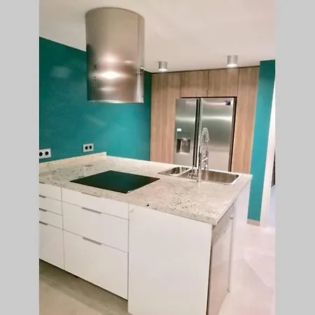 Διαμέρισμα Duplex De Cara El Mar 210 M2 *